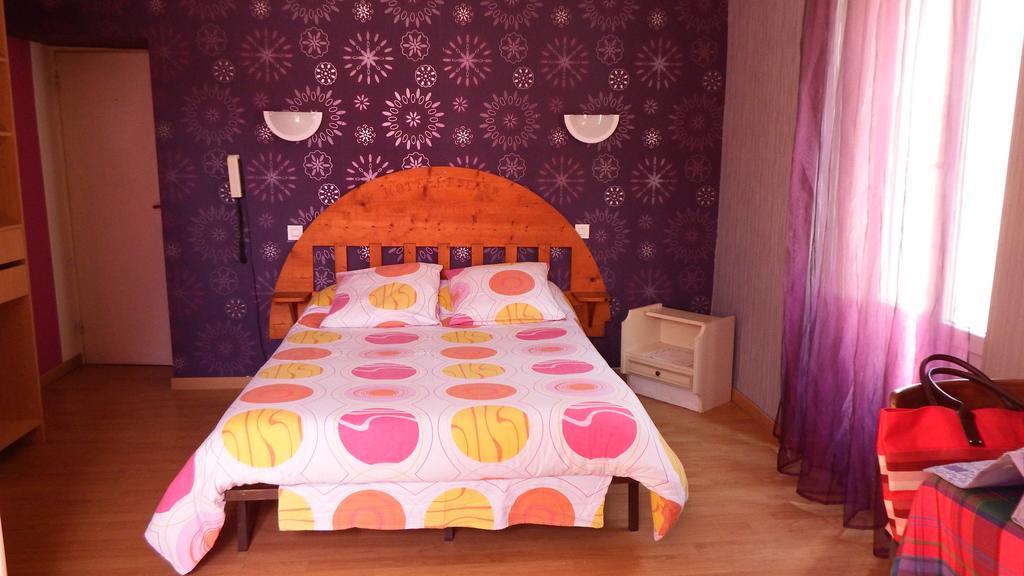 Hotel Le Bearn Bagnères-de-Bigorre Zewnętrze zdjęcie