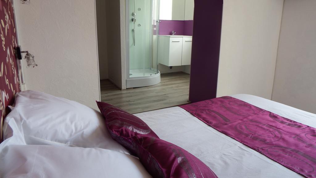 Hotel Le Bearn Bagnères-de-Bigorre Zewnętrze zdjęcie